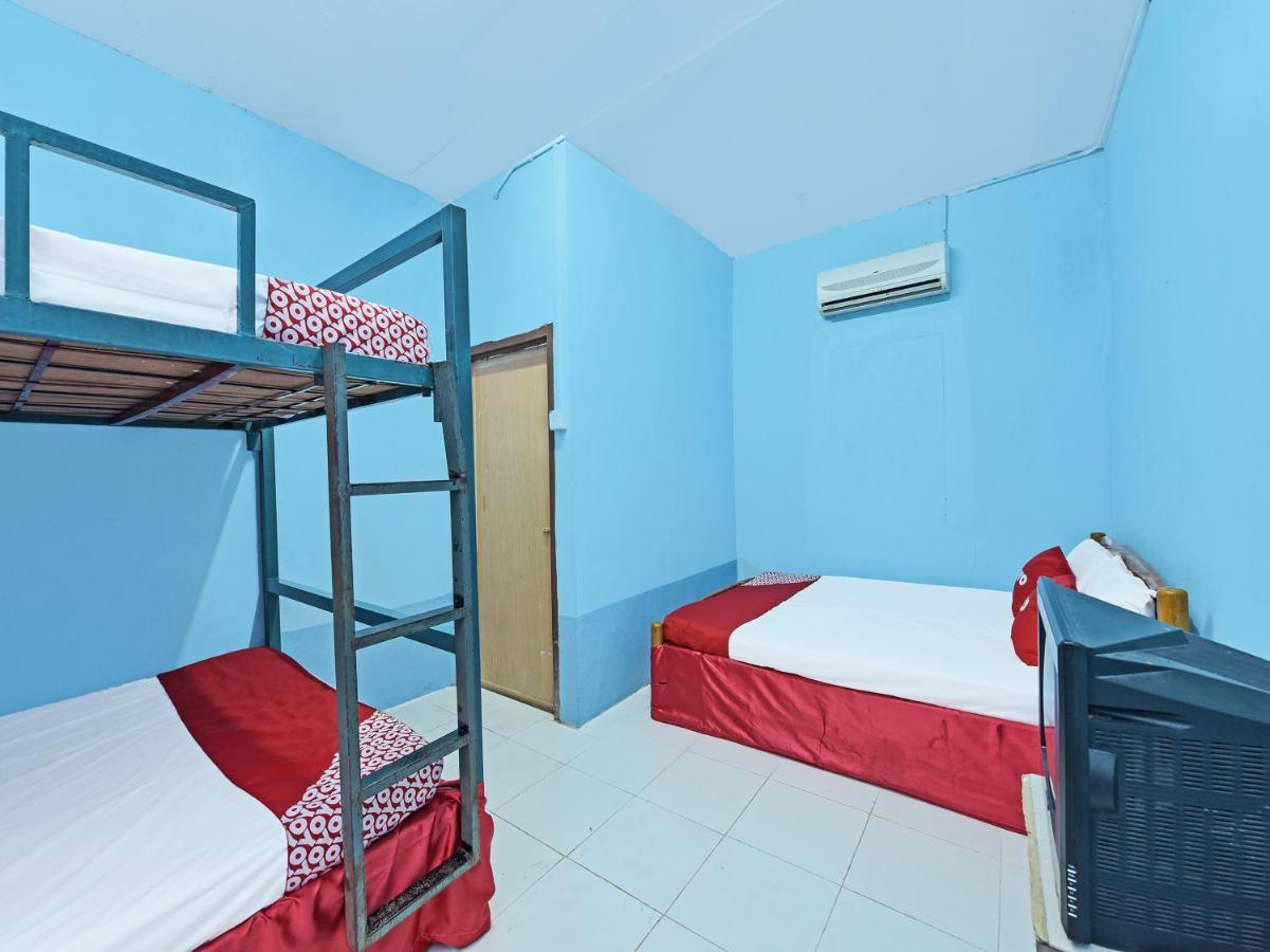 Oyo 90454 Haza Harmoni Guesthouse Kota Bharu Buitenkant foto